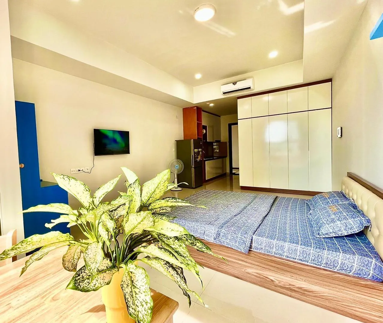 Botanica Premier Apartment - Near Tan Son Nhat Airport - 5 Minutes - Nice Ho Chi Minh City